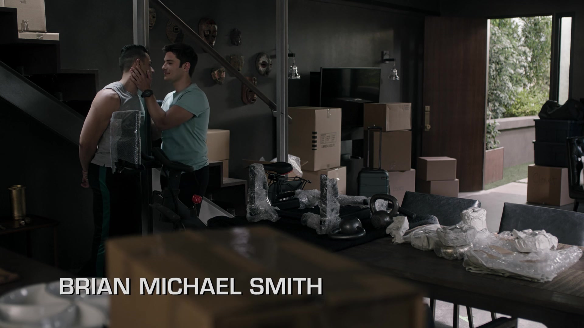 9-1-1_Lone_Star_S02E10_1080p_RRA_000429.jpg