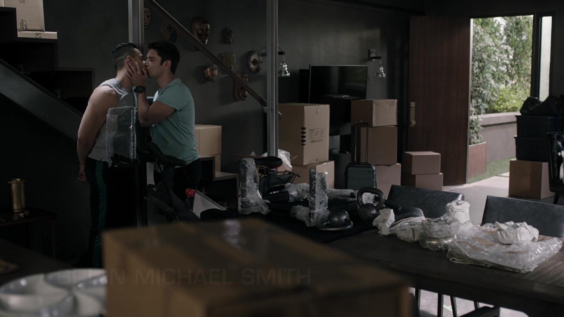9-1-1_Lone_Star_S02E10_1080p_RRA_000433.jpg