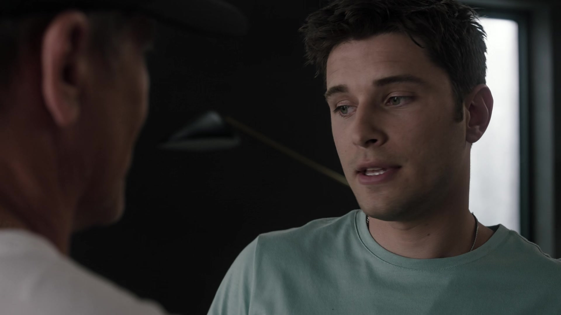 9-1-1_Lone_Star_S02E10_1080p_RRA_000616.jpg