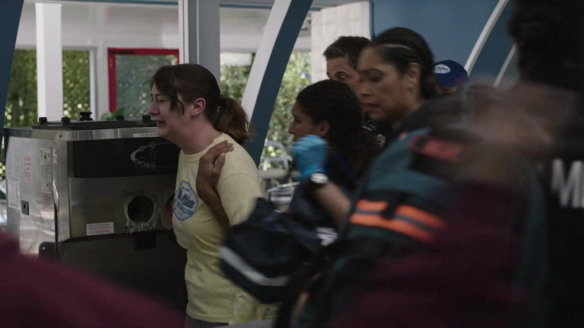9-1-1_Lone_Star_S02E10_1080p_RRA_001109.jpg