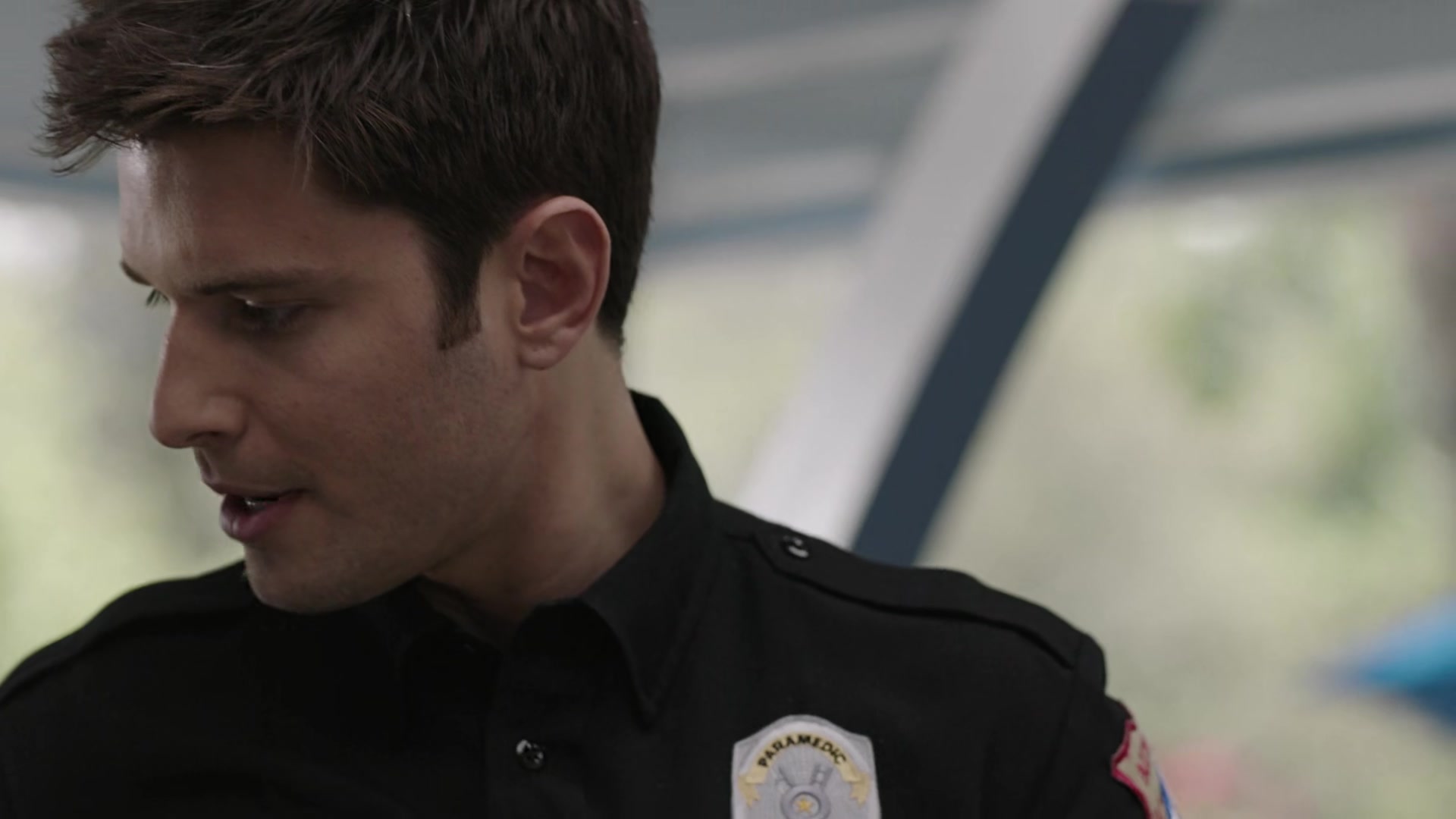 9-1-1_Lone_Star_S02E10_1080p_RRA_001464.jpg