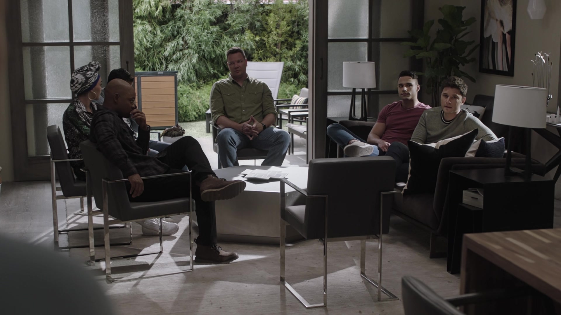 9-1-1_Lone_Star_S02E10_1080p_RRA_004662.jpg