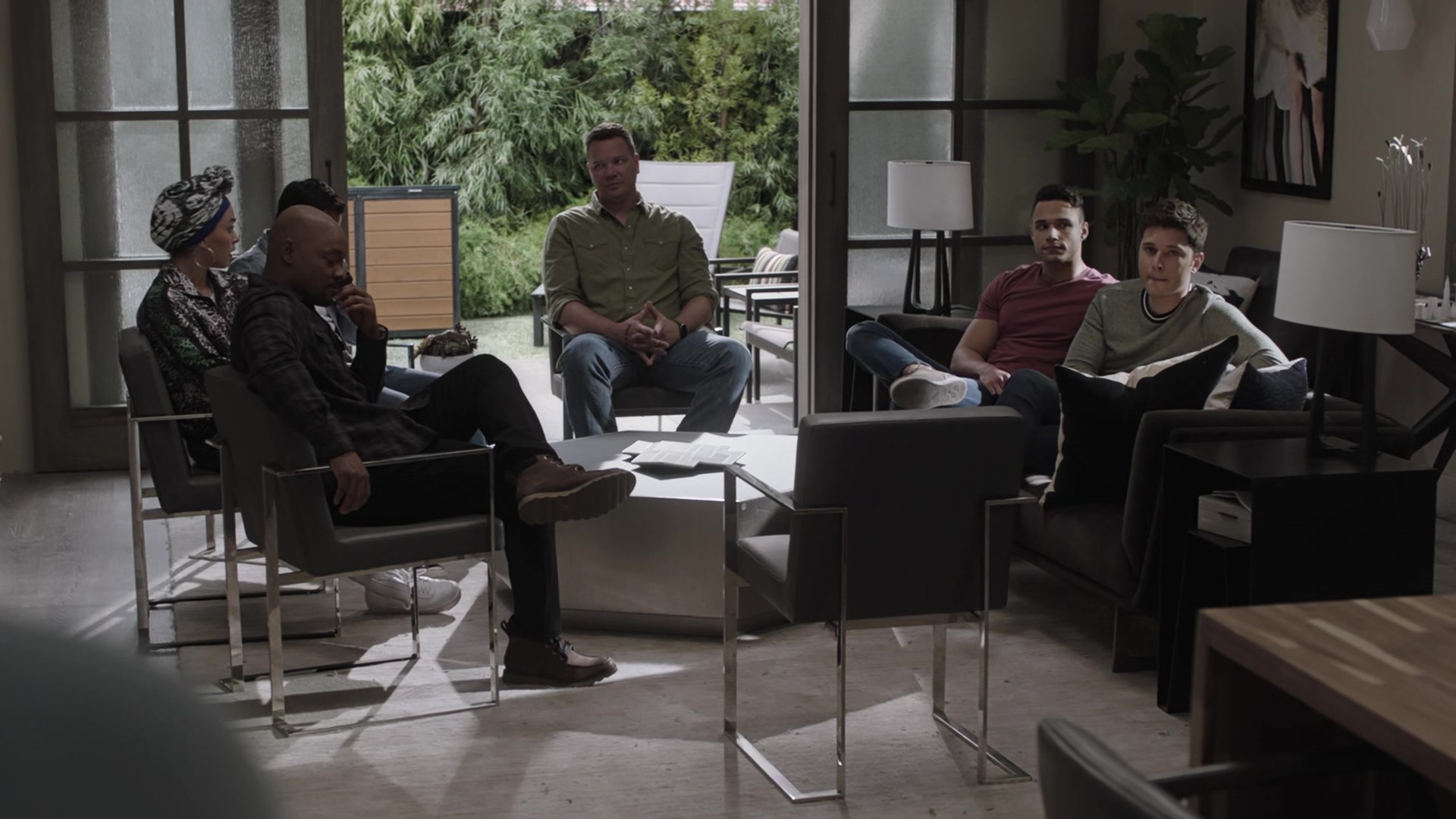 9-1-1_Lone_Star_S02E10_1080p_RRA_004663.jpg