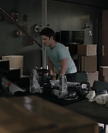 9-1-1_Lone_Star_S02E10_1080p_RRA_000404.jpg