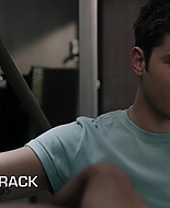 9-1-1_Lone_Star_S02E10_1080p_RRA_000415.jpg