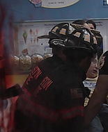 9-1-1_Lone_Star_S02E10_1080p_RRA_001426.jpg