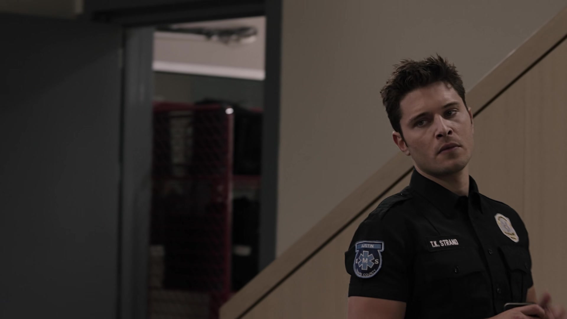 9-1-1_Lone_Star_S02E12_1080p_RRA_001513.jpg