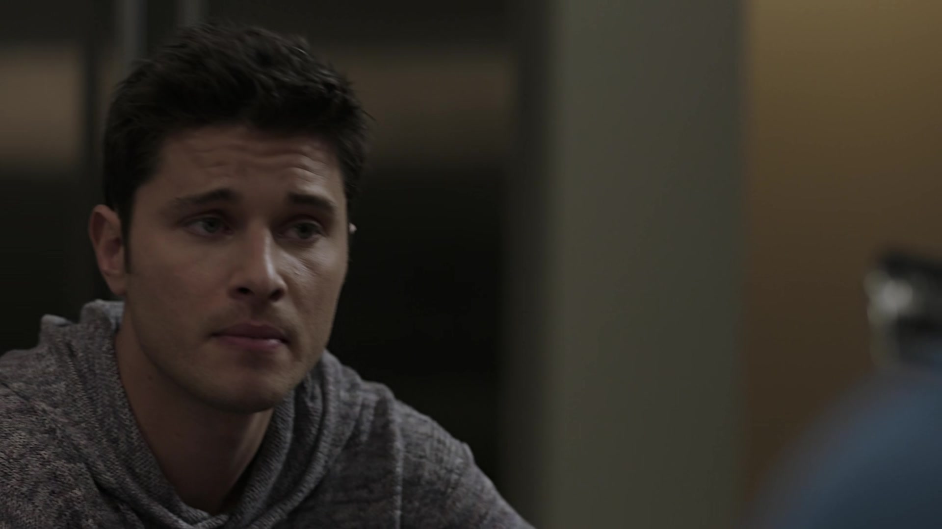 9-1-1_Lone_Star_S02E12_1080p_RRA_002538.jpg