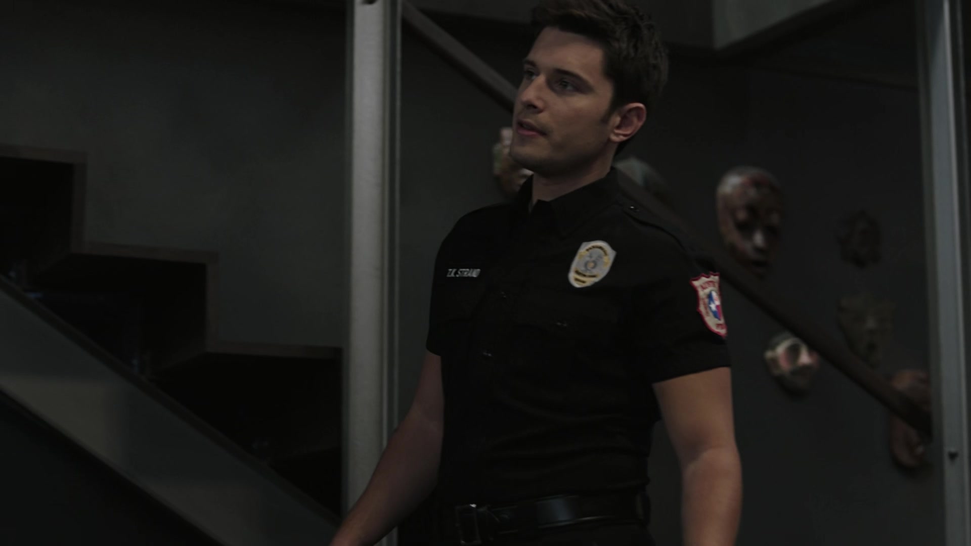 9-1-1_Lone_Star_S02E12_1080p_RRA_004674.jpg