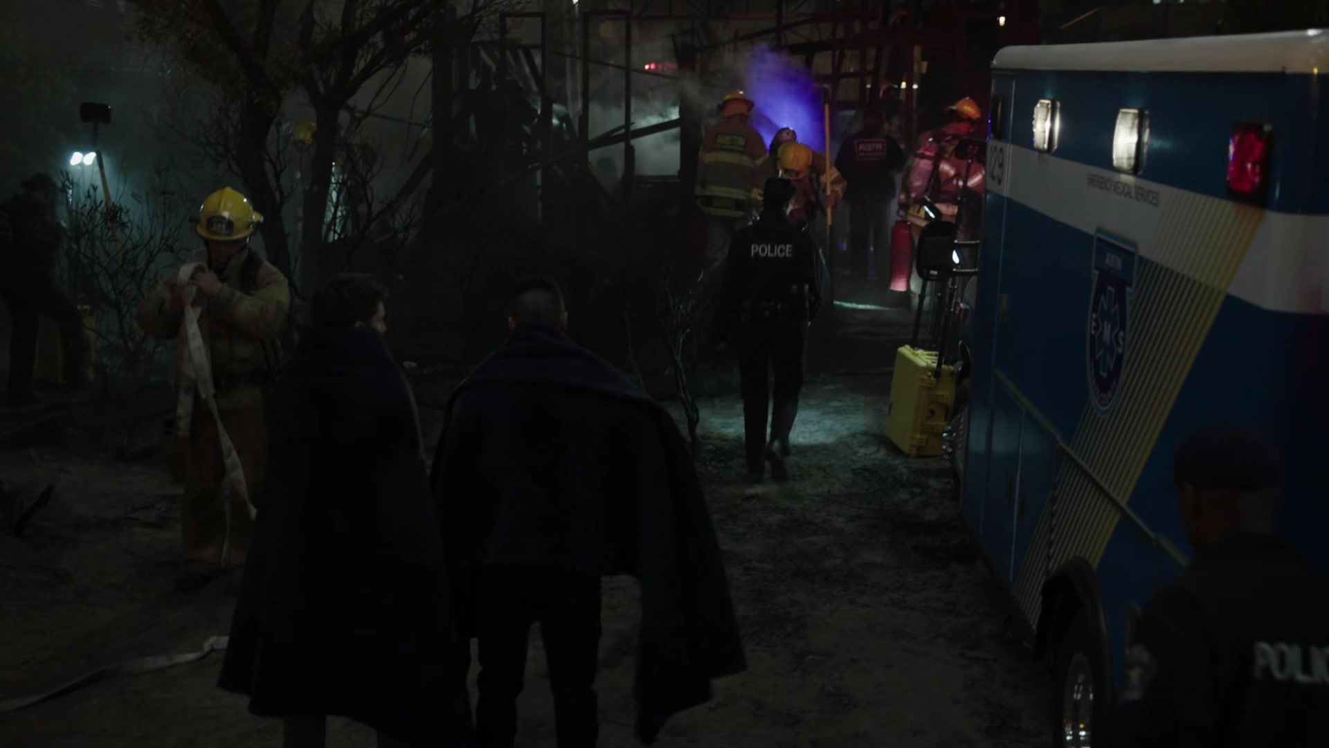 9-1-1_Lone_Star_S02E12_1080p_RRA_005585.jpg