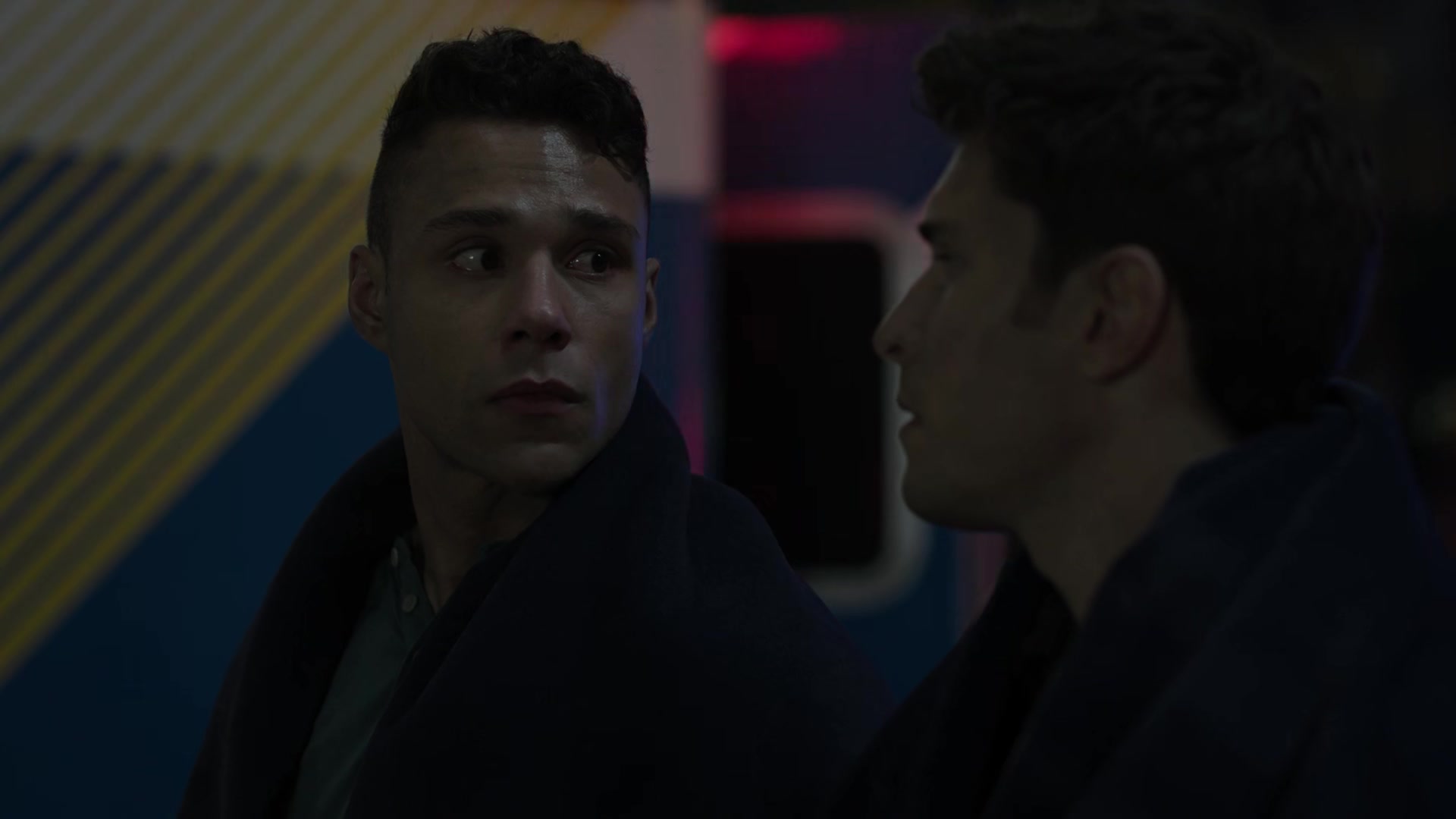 9-1-1_Lone_Star_S02E12_1080p_RRA_005629.jpg