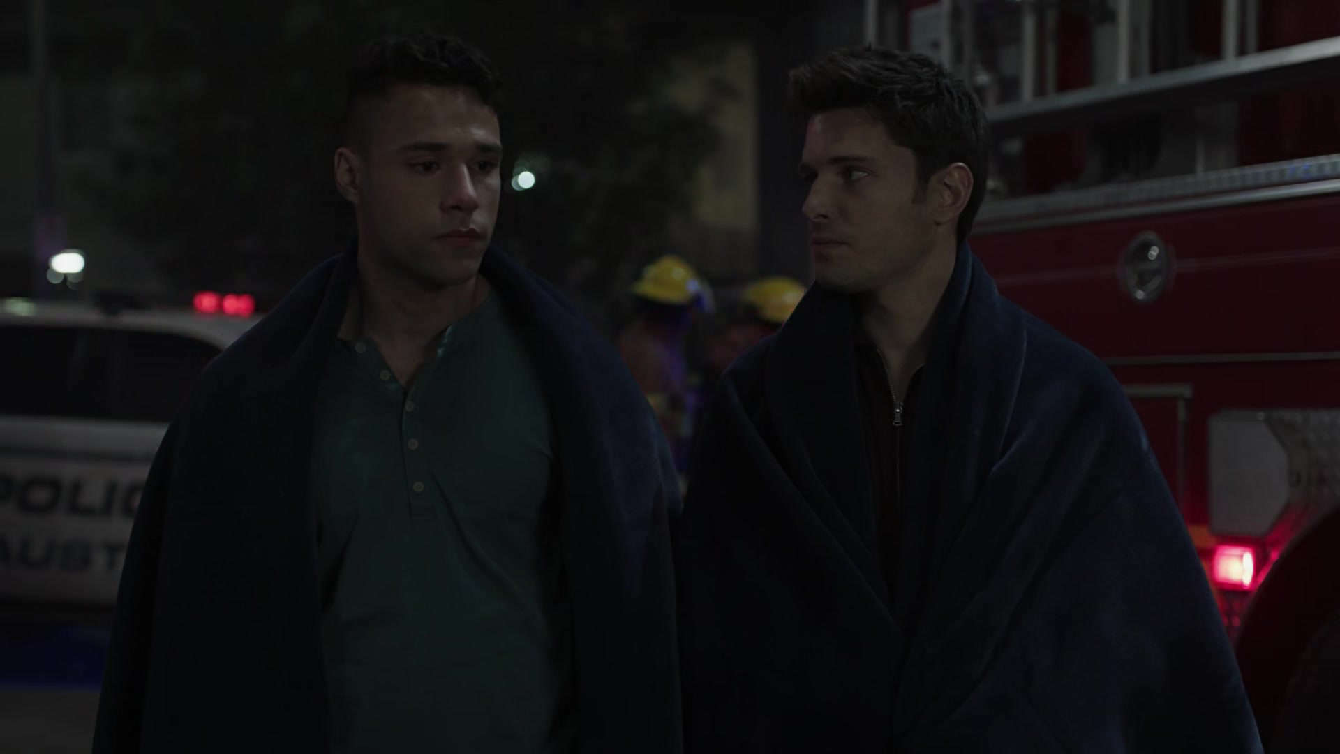 9-1-1_Lone_Star_S02E12_1080p_RRA_005646.jpg