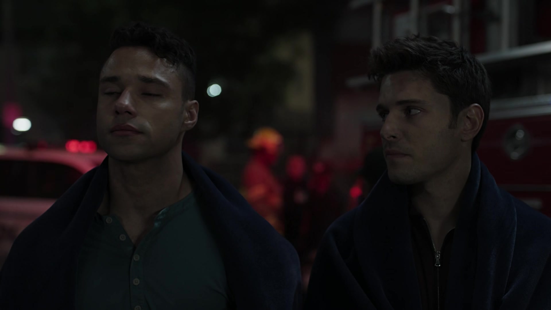 9-1-1_Lone_Star_S02E12_1080p_RRA_005662.jpg
