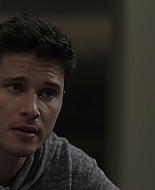 9-1-1_Lone_Star_S02E12_1080p_RRA_002540.jpg