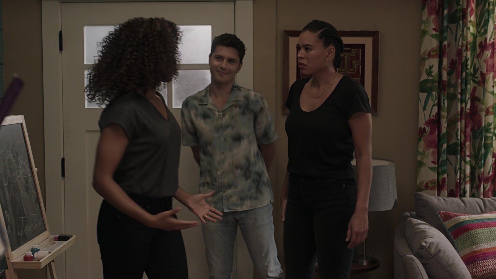 9-1-1_Lone_Star_S02E14_1080p_RRA_001383.jpg