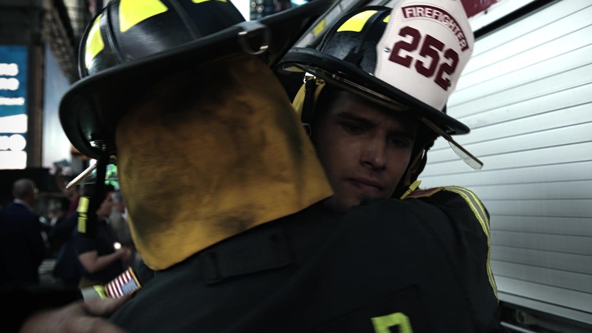 9-1-1_Lone_Star_S01E01_1080p_000635.jpg