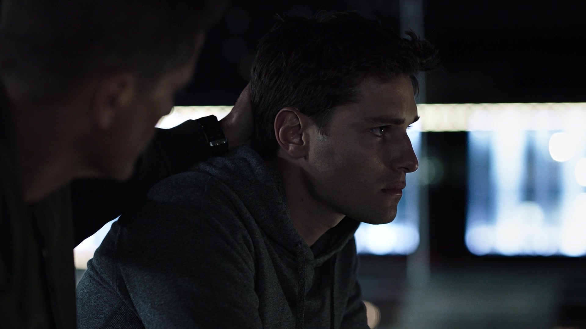 9-1-1_Lone_Star_S01E01_1080p_001598.jpg