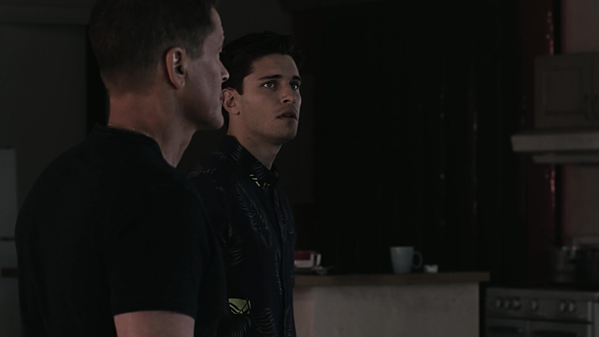 9-1-1_Lone_Star_S01E01_1080p_001892.jpg