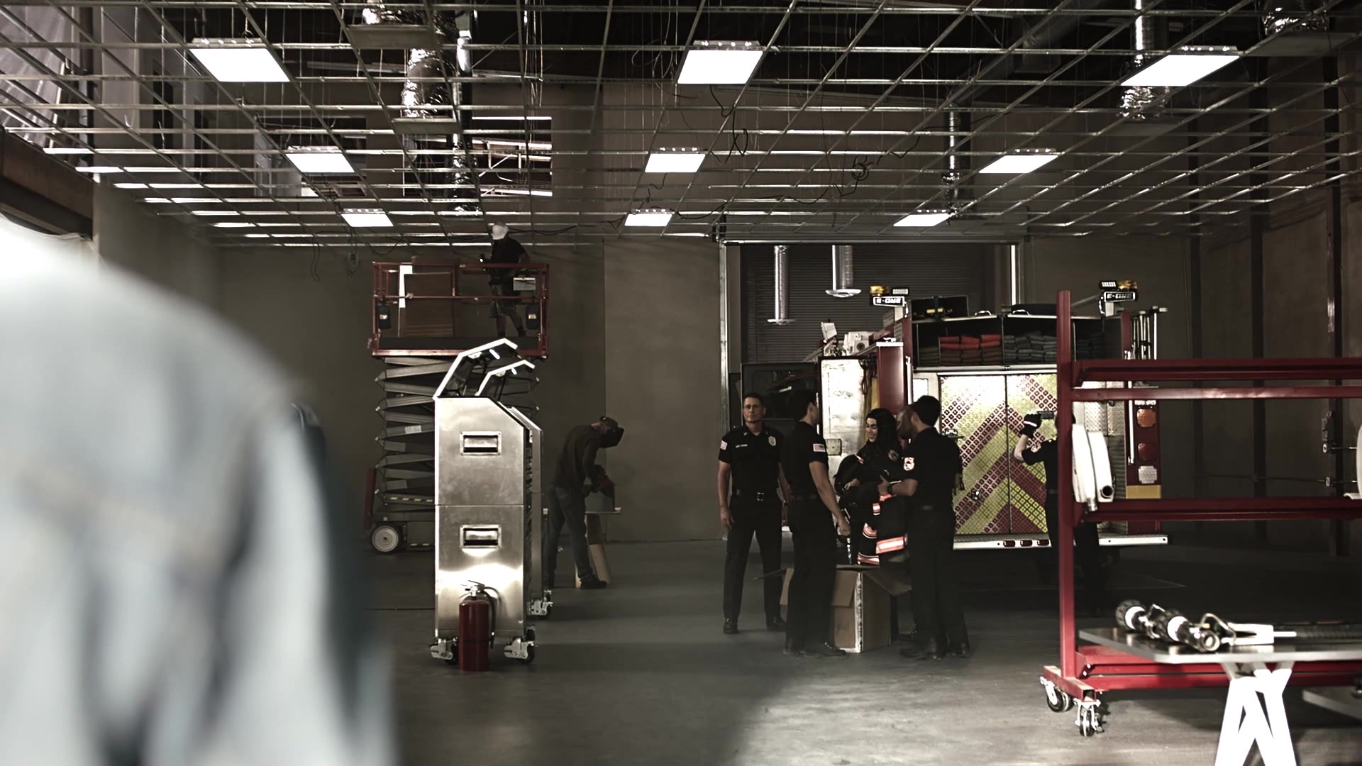 9-1-1_Lone_Star_S01E01_1080p_002503.jpg