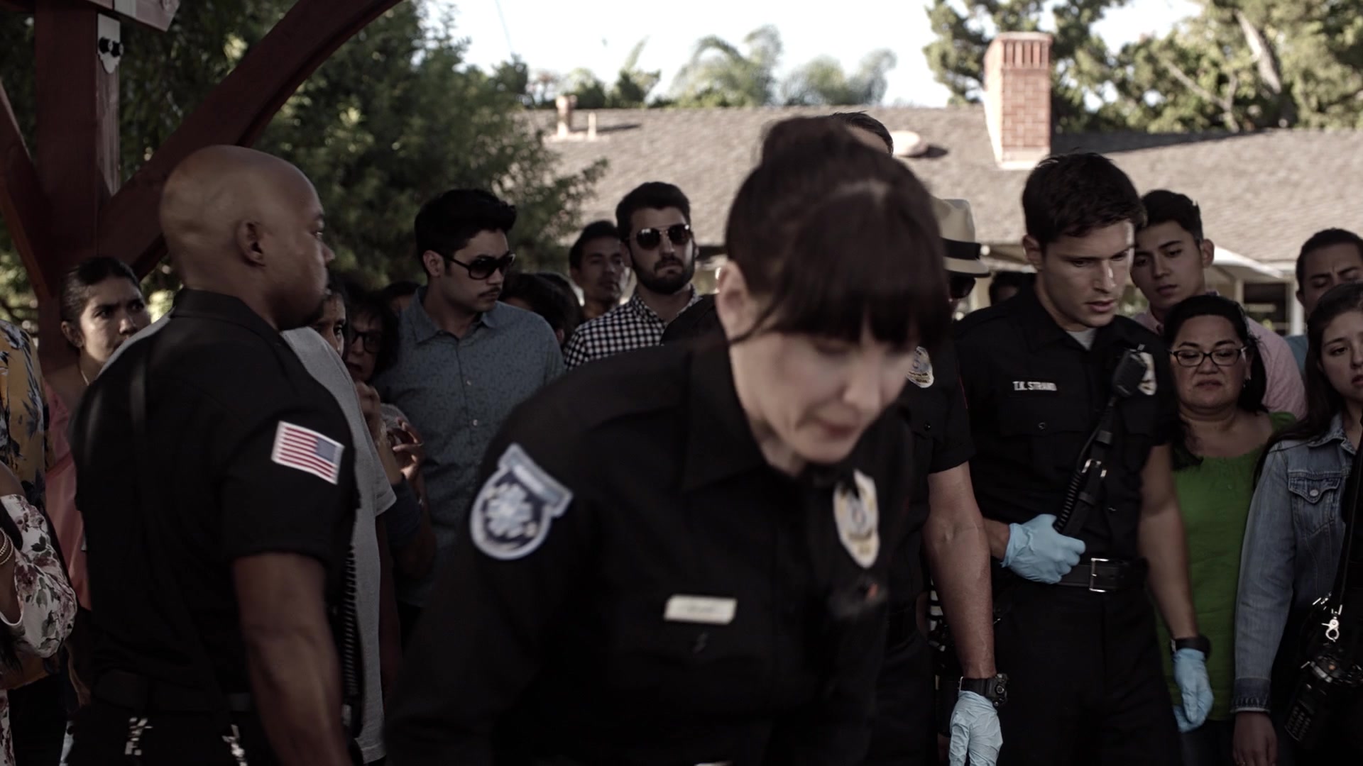9-1-1_Lone_Star_S01E01_1080p_003592.jpg