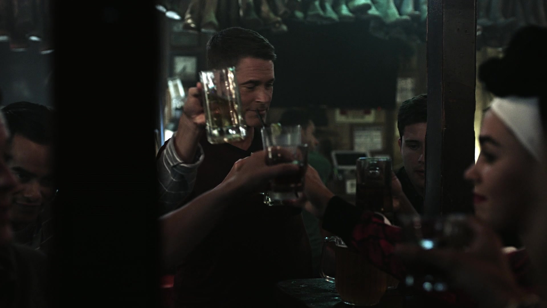 9-1-1_Lone_Star_S01E01_1080p_004990.jpg