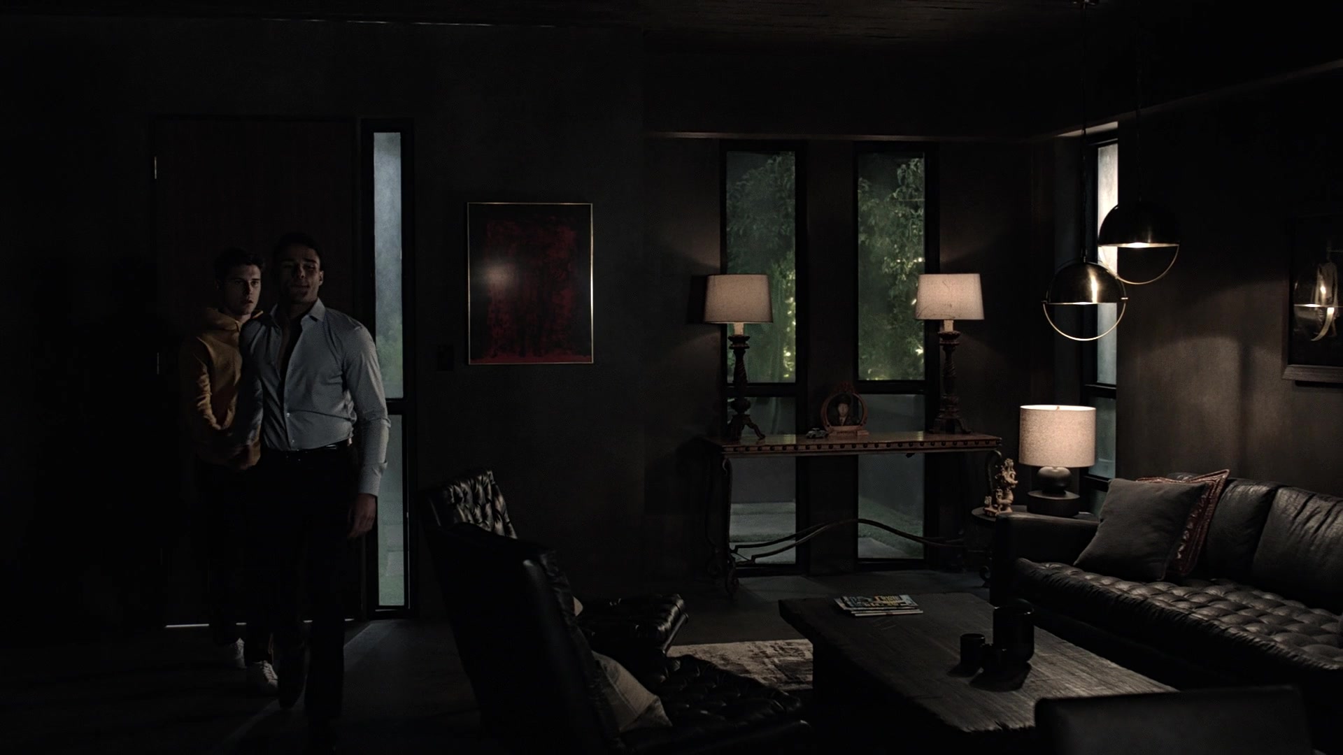 9-1-1_Lone_Star_S01E02_1080p_005218.jpg
