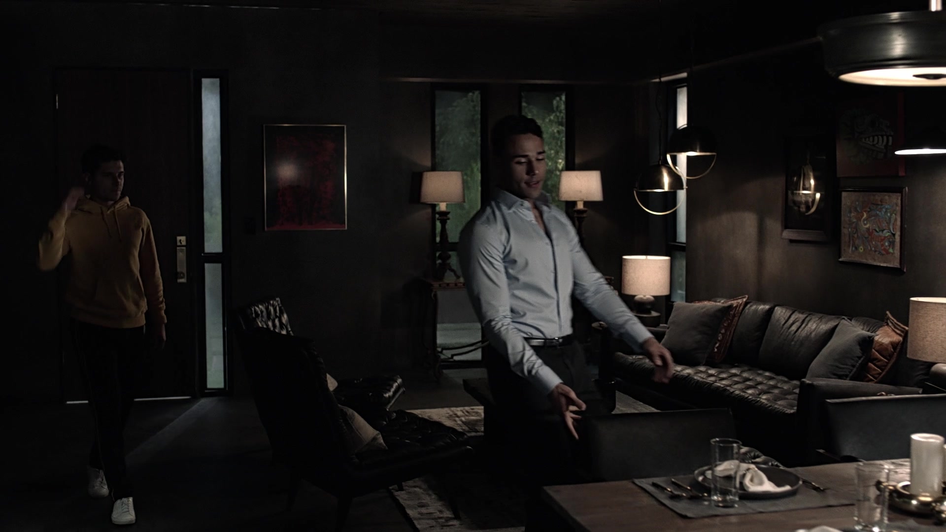 9-1-1_Lone_Star_S01E02_1080p_005224.jpg