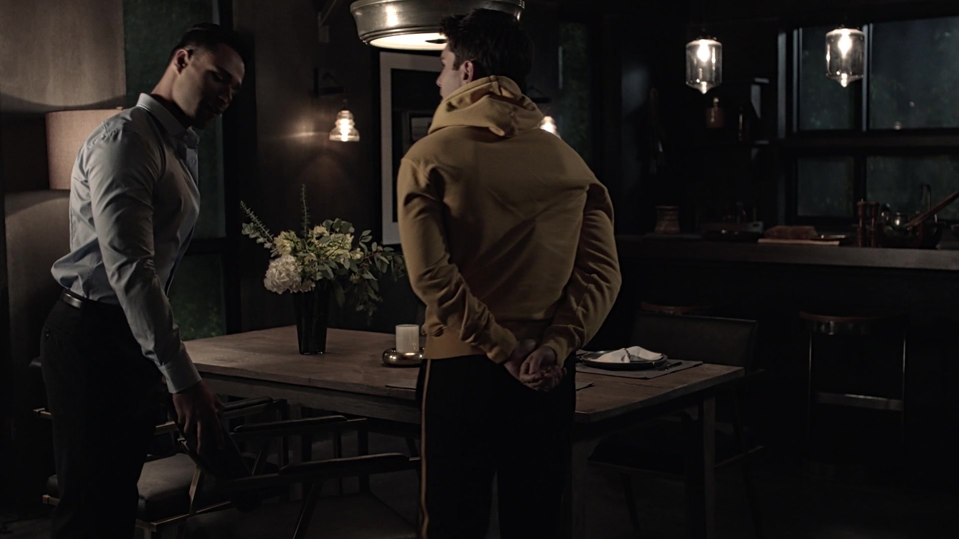 9-1-1_Lone_Star_S01E02_1080p_005231.jpg