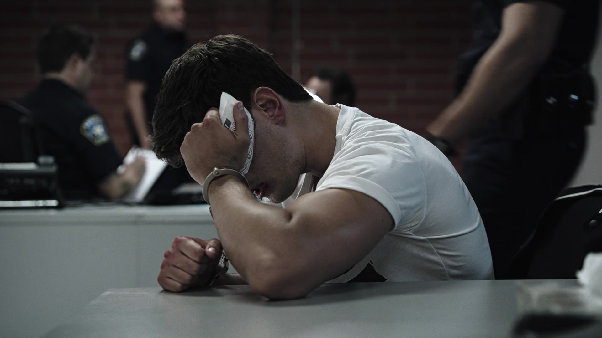 9-1-1_Lone_Star_S01E03_1080p_001212.jpg