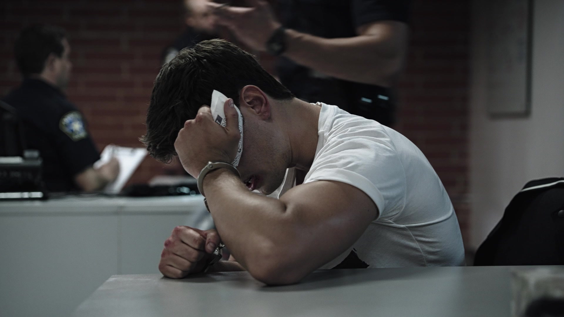 9-1-1_Lone_Star_S01E03_1080p_001213.jpg