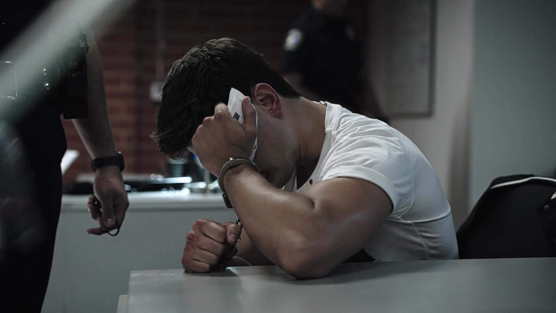 9-1-1_Lone_Star_S01E03_1080p_001216.jpg