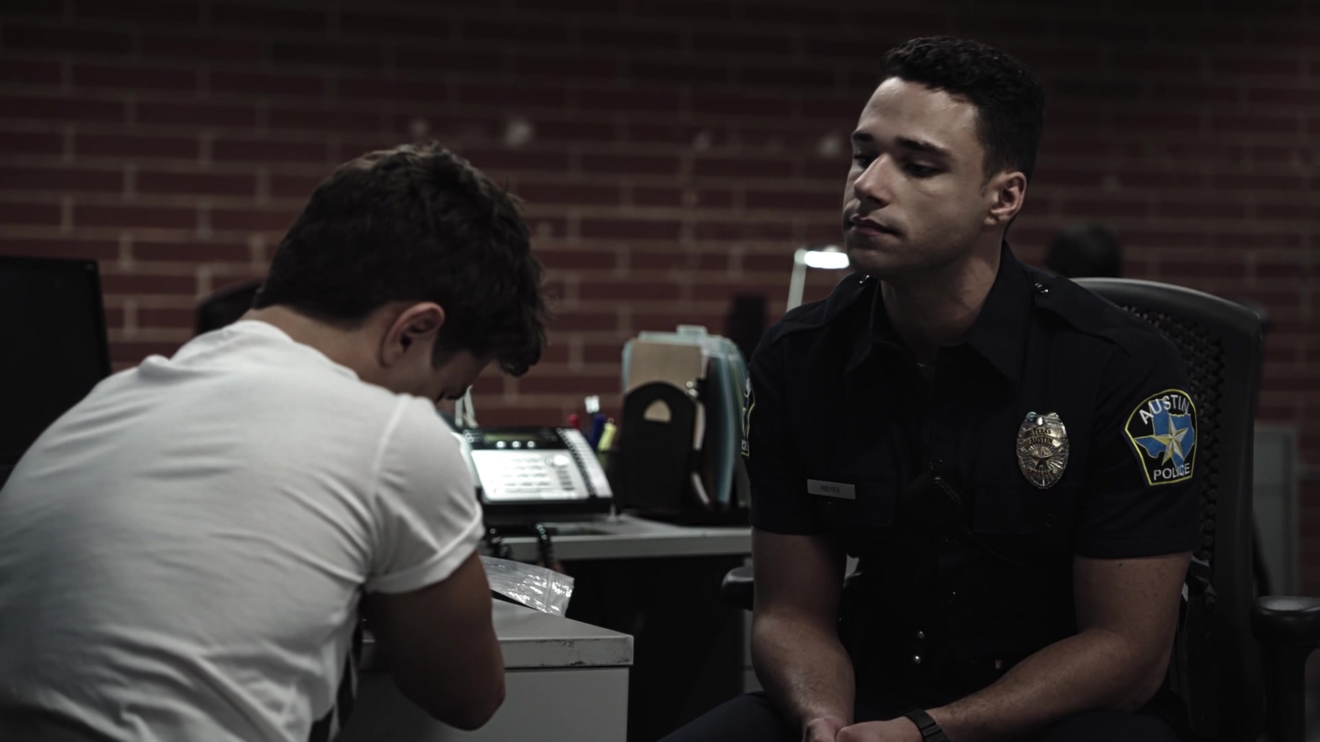 9-1-1_Lone_Star_S01E03_1080p_001230.jpg