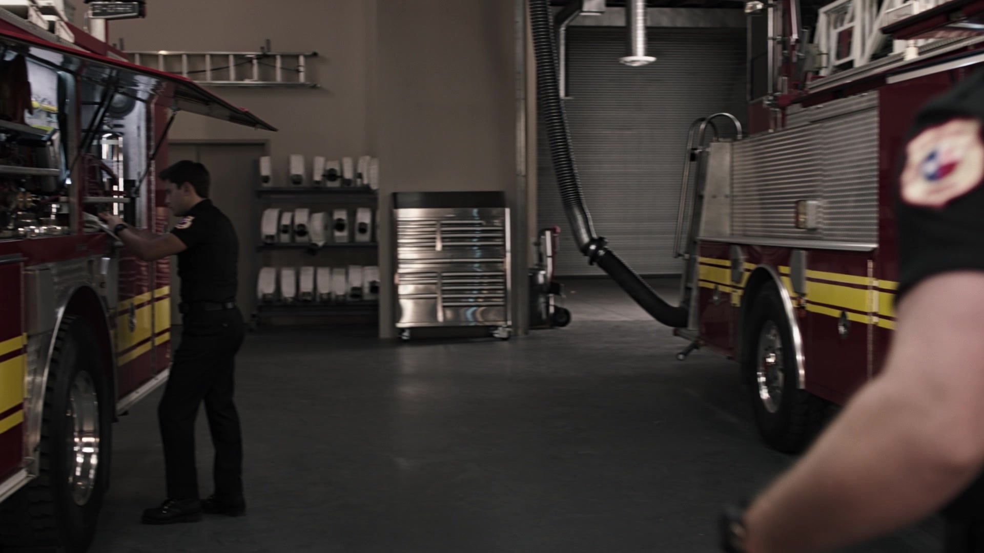 9-1-1_Lone_Star_S01E03_1080p_004861.jpg