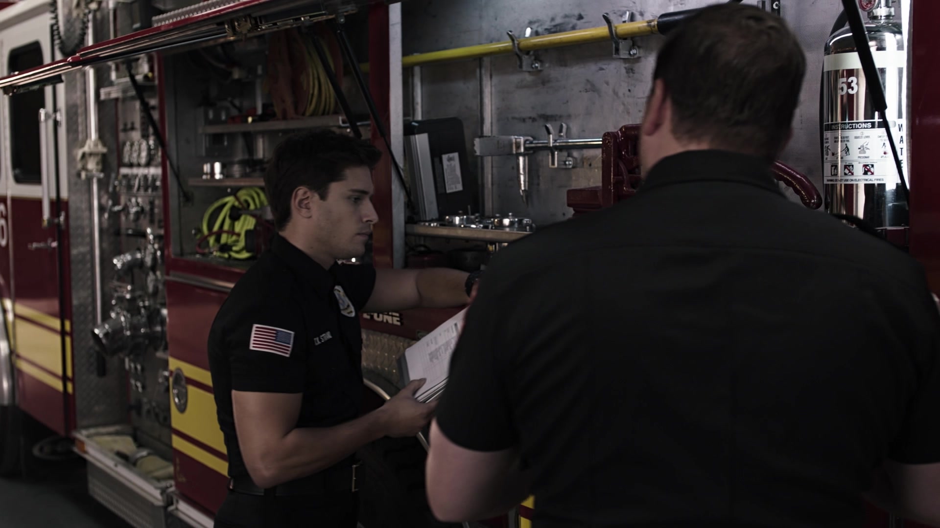 9-1-1_Lone_Star_S01E03_1080p_004875.jpg