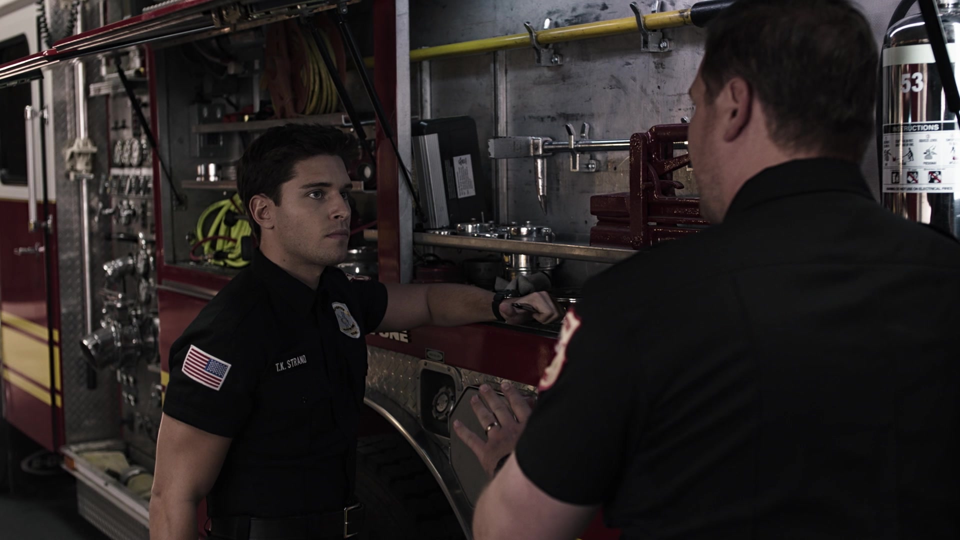 9-1-1_Lone_Star_S01E03_1080p_004878.jpg