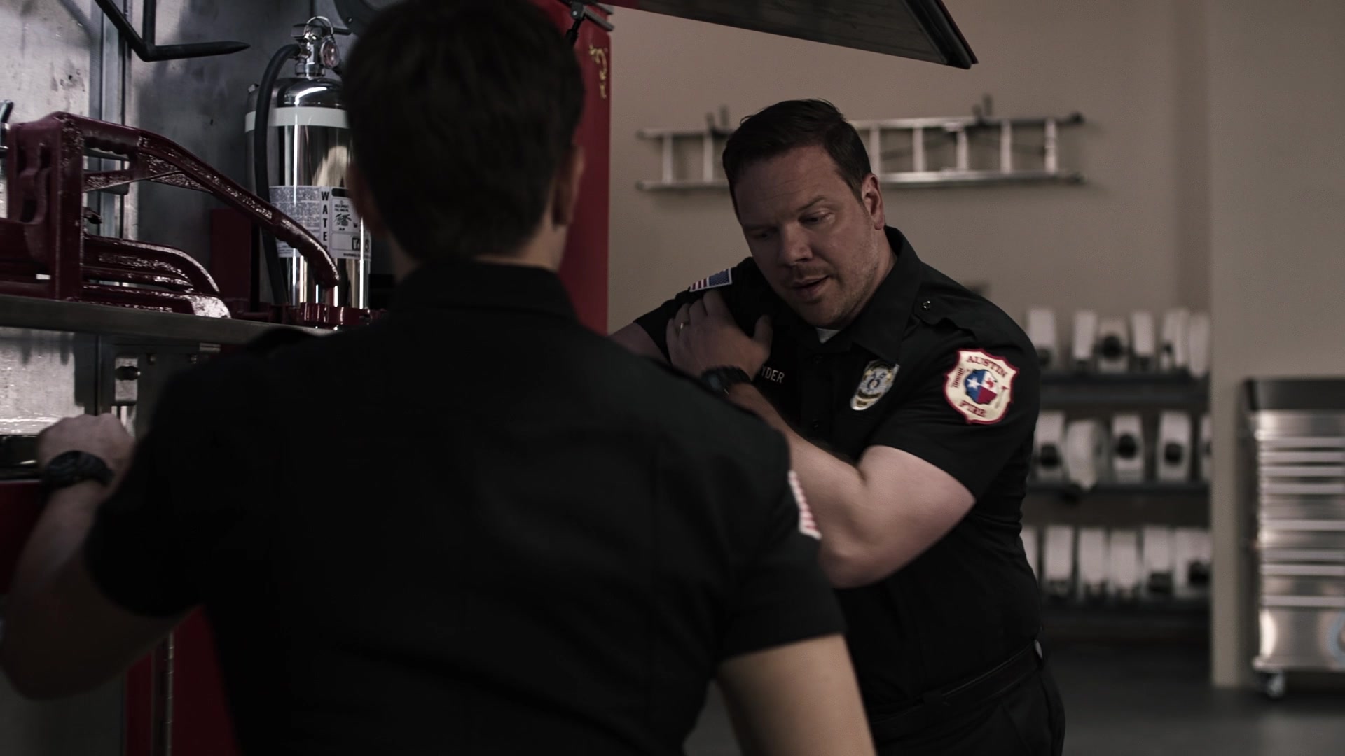 9-1-1_Lone_Star_S01E03_1080p_004883.jpg