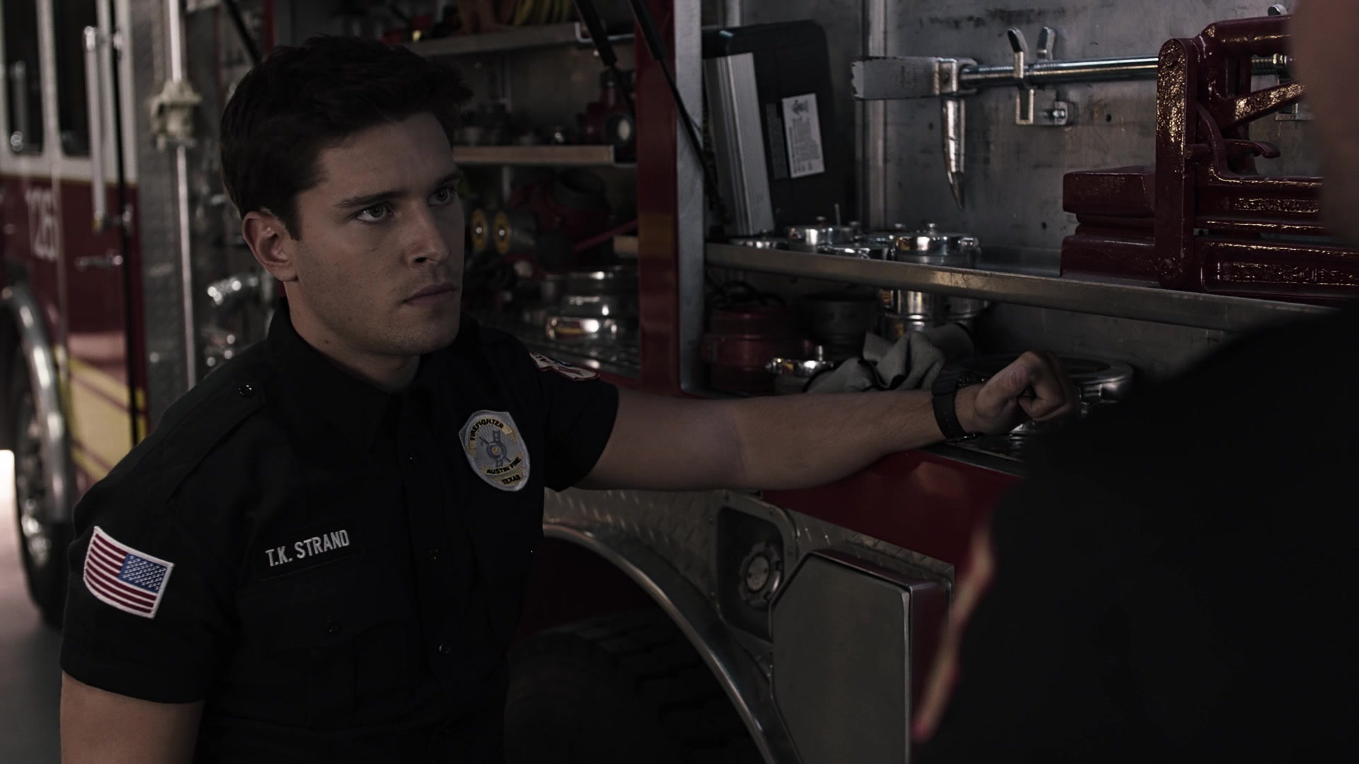 9-1-1_Lone_Star_S01E03_1080p_004890.jpg
