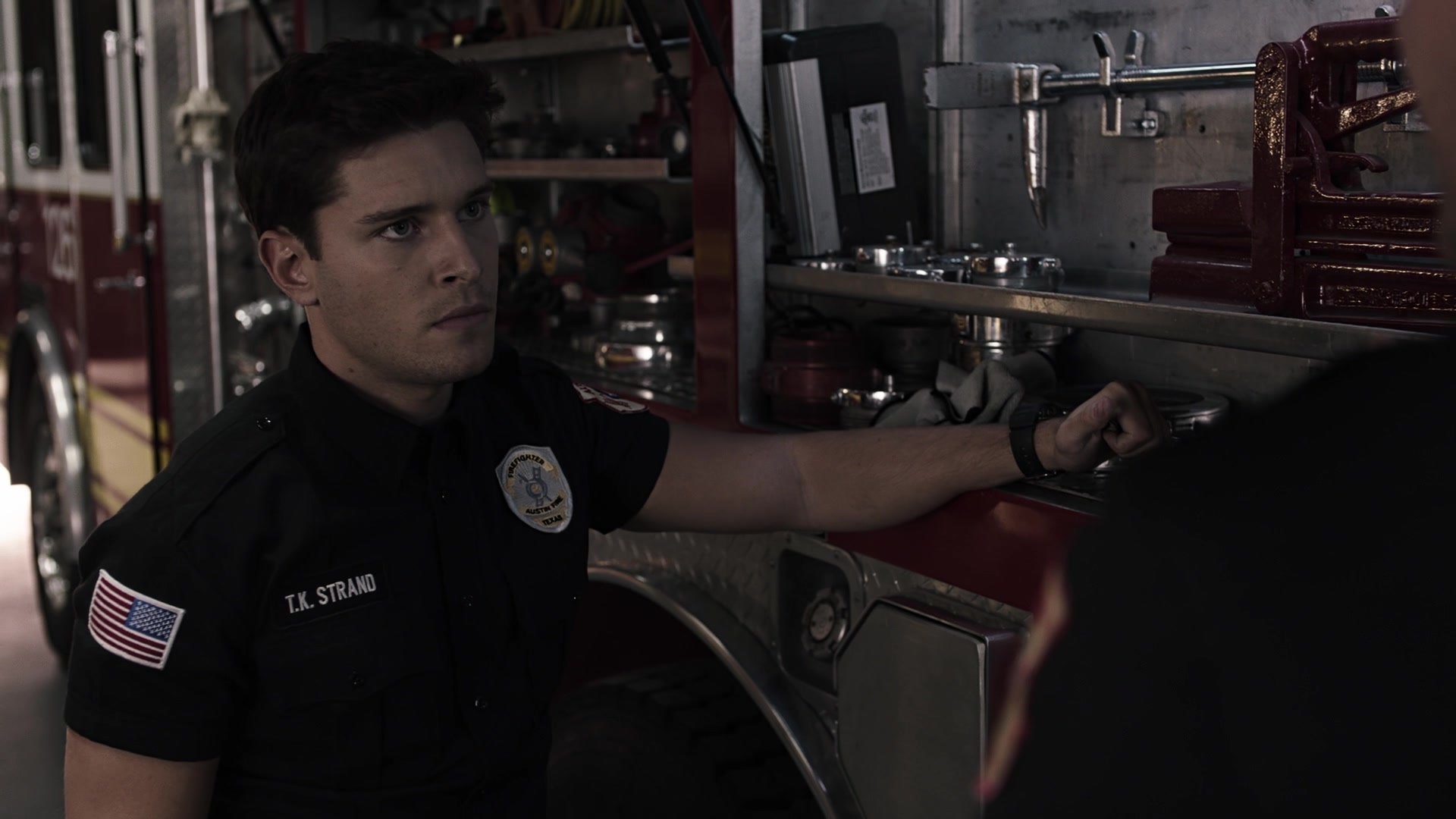 9-1-1_Lone_Star_S01E03_1080p_004891.jpg