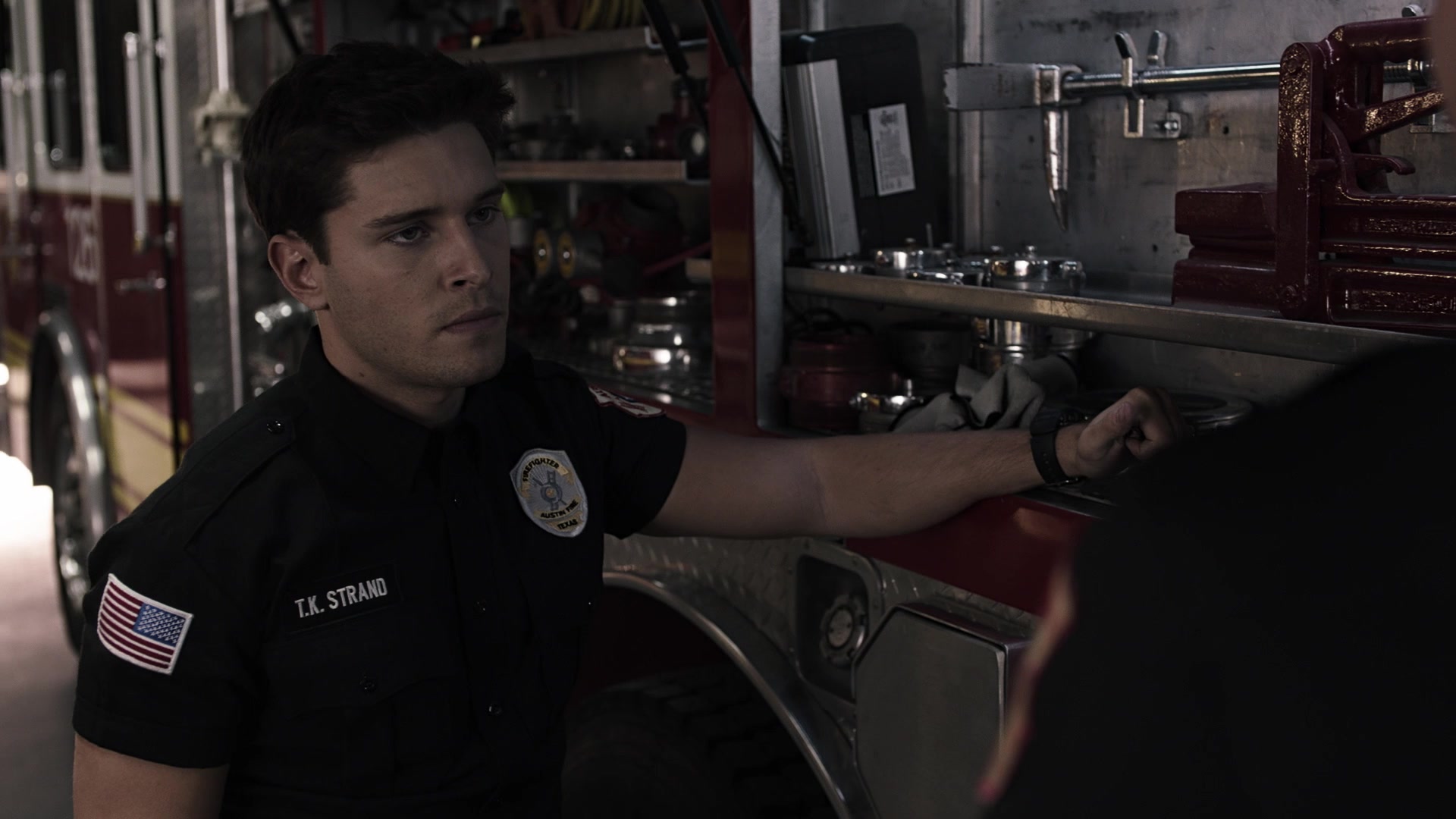 9-1-1_Lone_Star_S01E03_1080p_004892.jpg