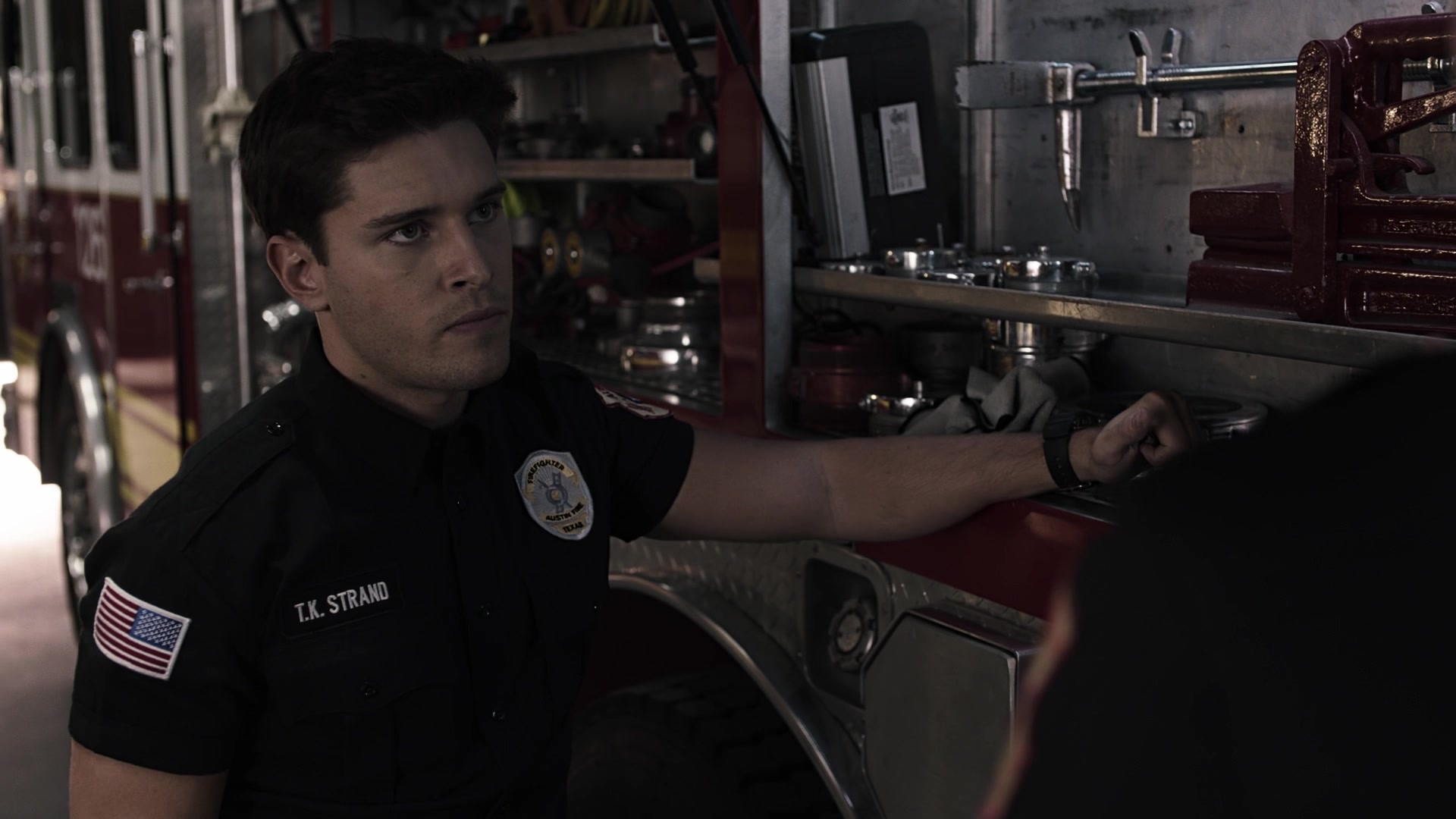 9-1-1_Lone_Star_S01E03_1080p_004893.jpg