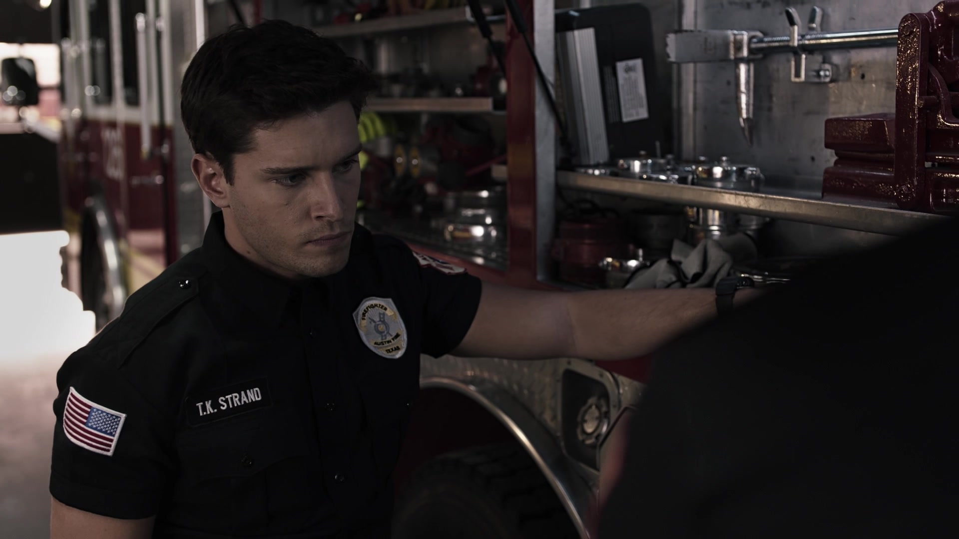 9-1-1_Lone_Star_S01E03_1080p_004908.jpg