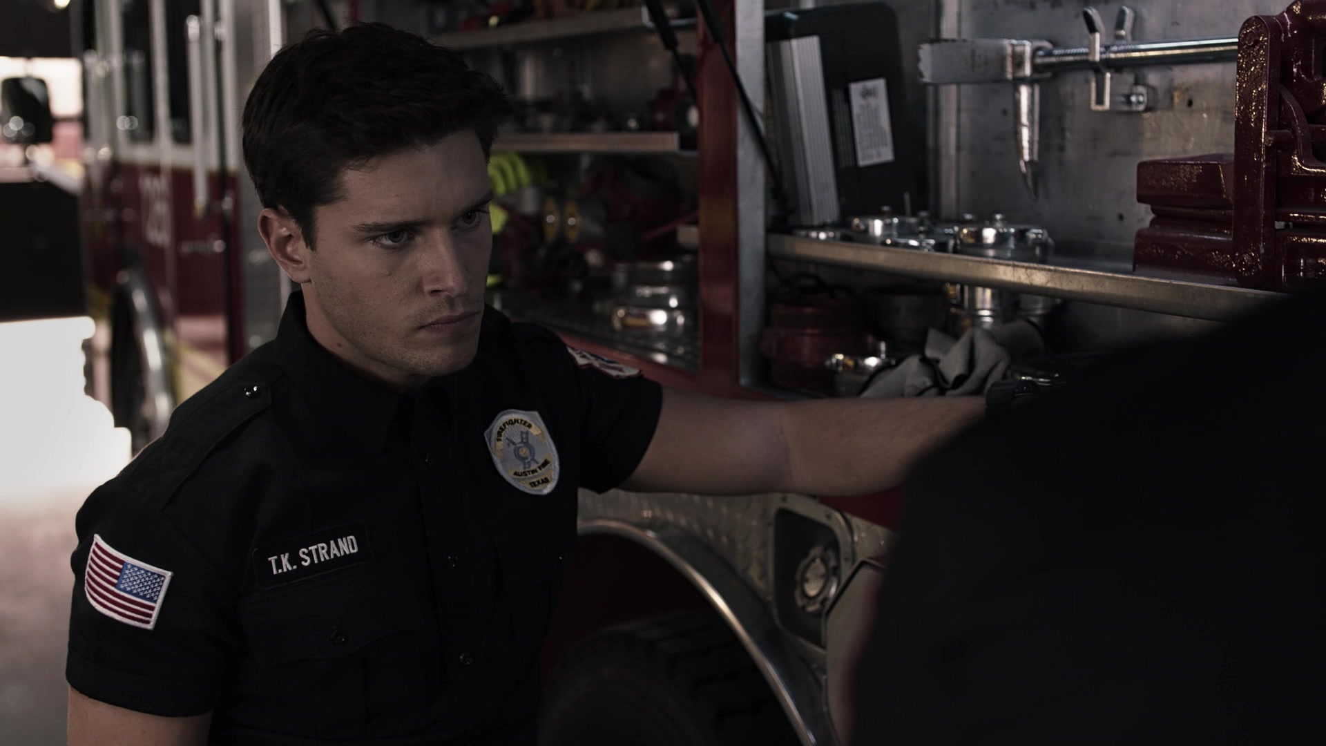 9-1-1_Lone_Star_S01E03_1080p_004910.jpg