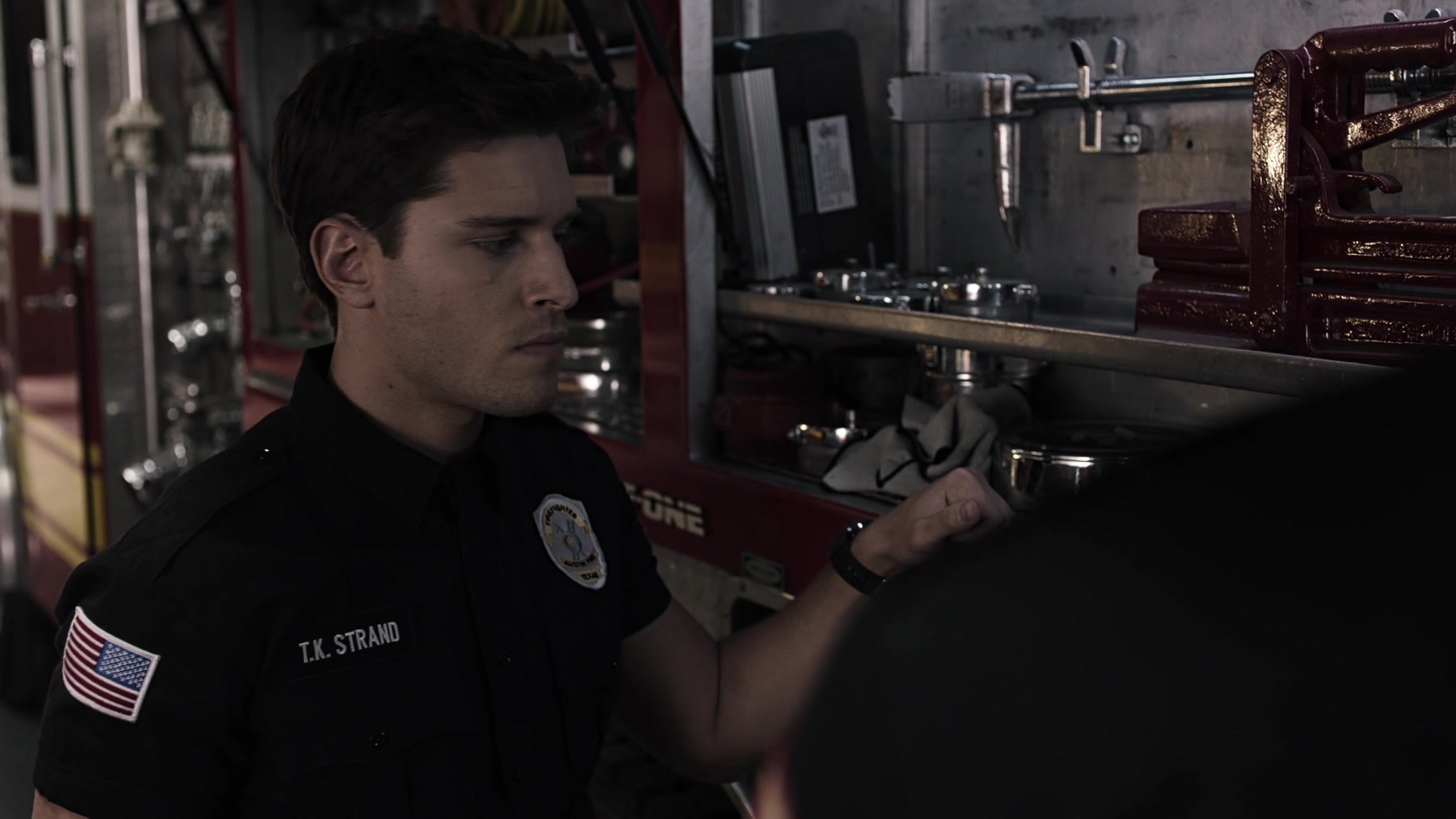 9-1-1_Lone_Star_S01E03_1080p_004962.jpg