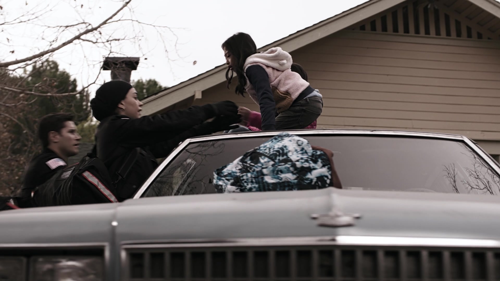 9-1-1_Lone_Star_S01E06_1080p_002452.jpg