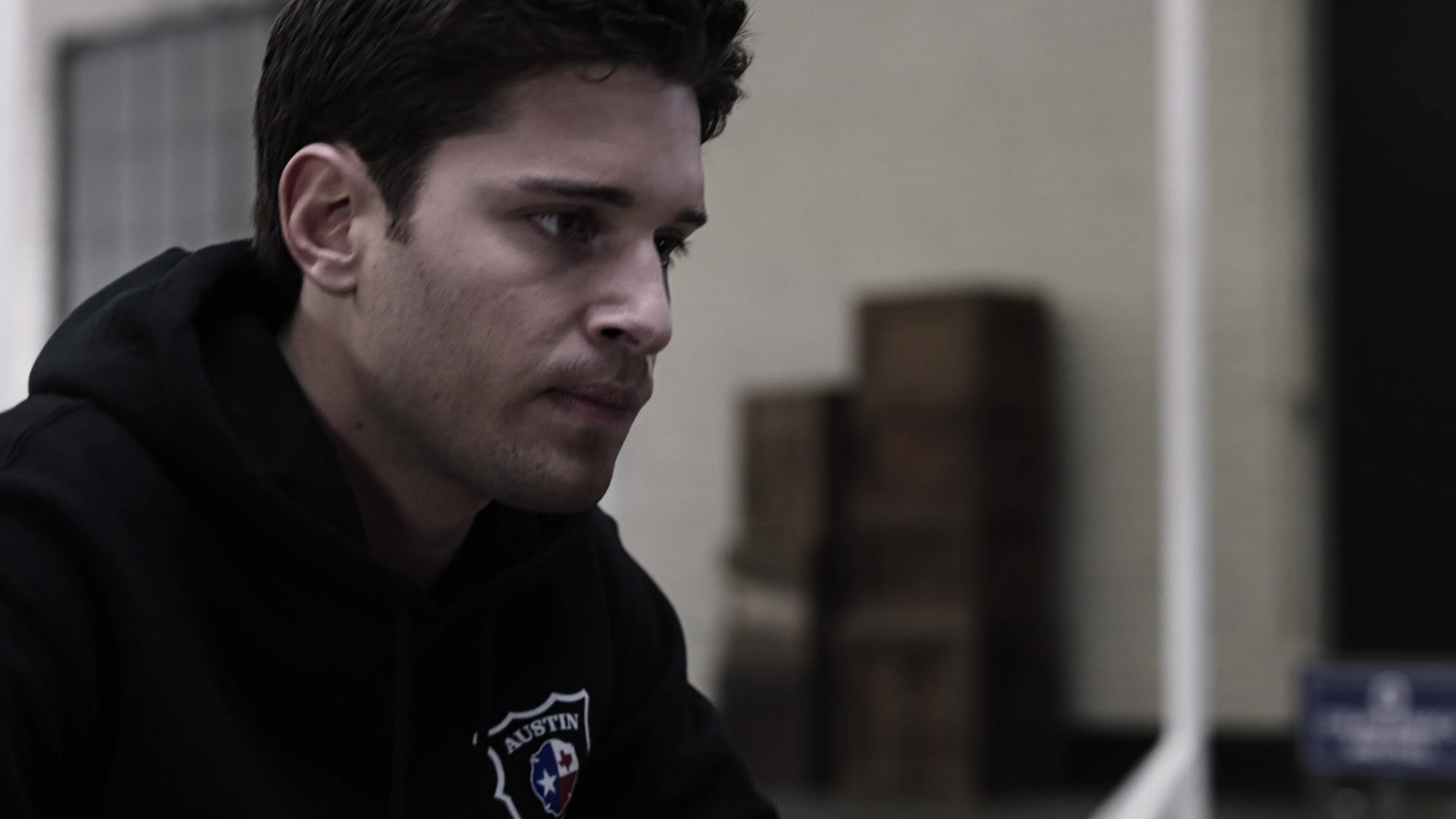 9-1-1_Lone_Star_S01E07_1080p_001299.jpg