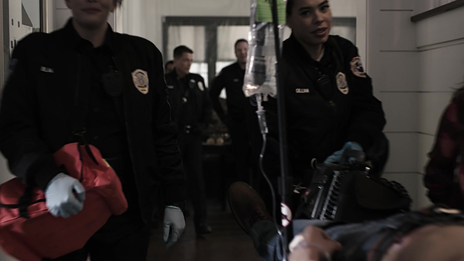 9-1-1_Lone_Star_S01E07_1080p_003374.jpg