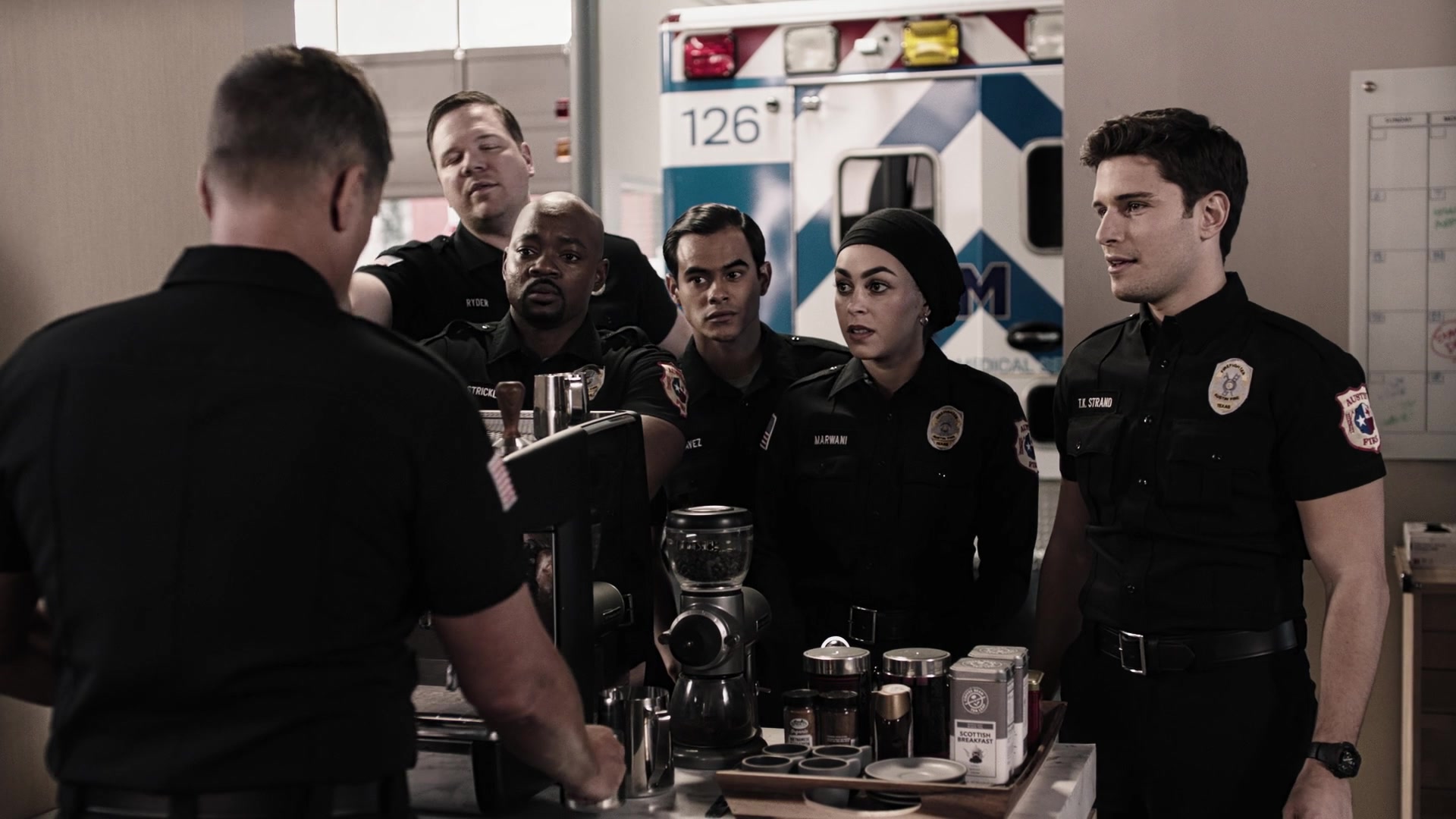 9-1-1_Lone_Star_S01E07_1080p_005204.jpg
