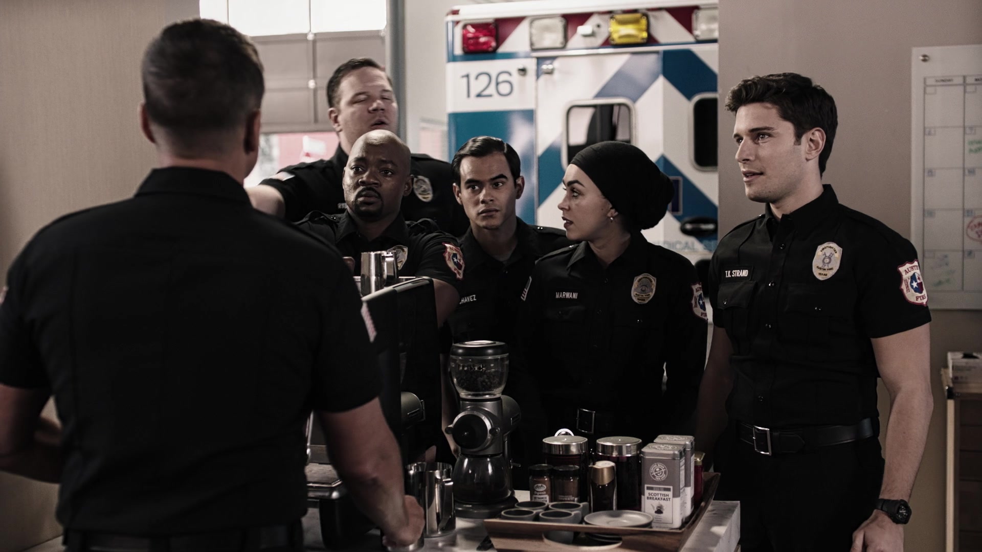 9-1-1_Lone_Star_S01E07_1080p_005205.jpg