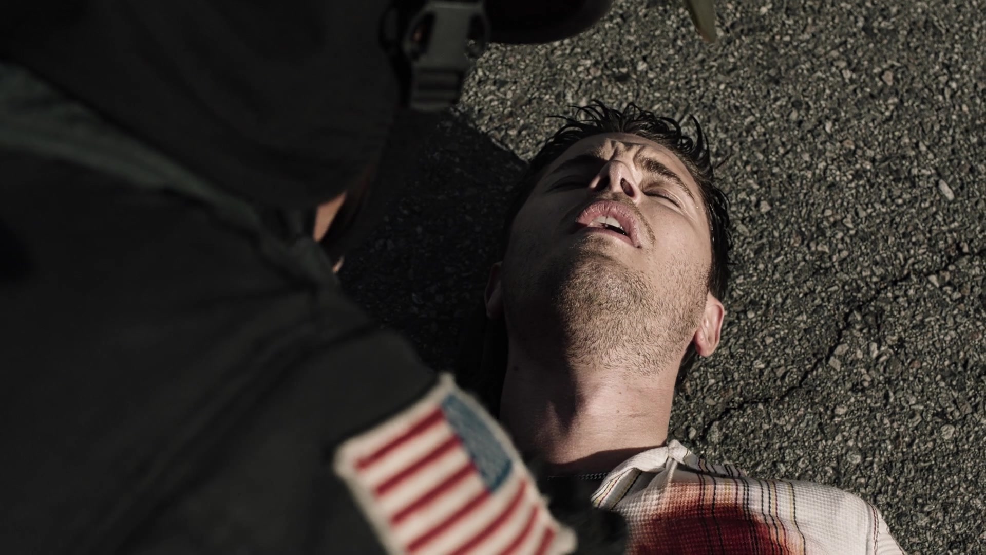 9-1-1_Lone_Star_S01E10_1080p_002902.jpg