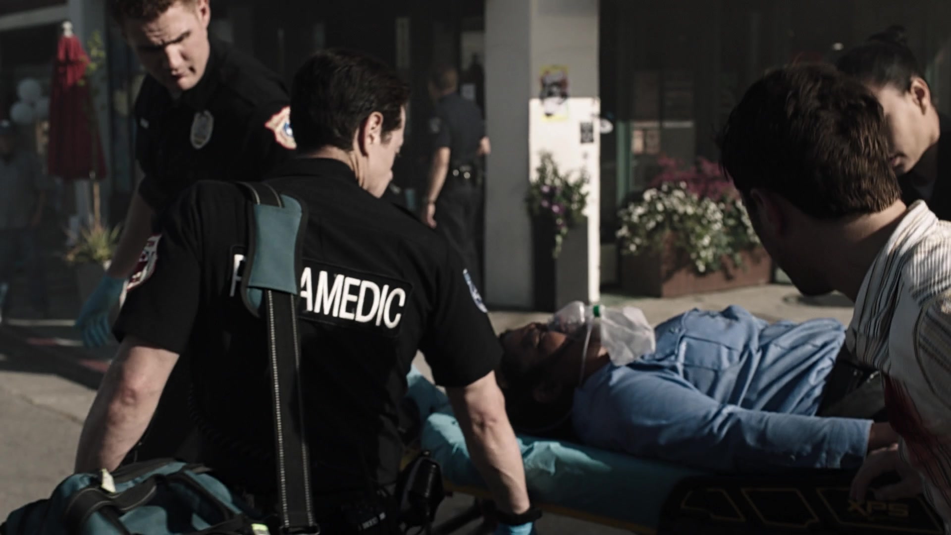 9-1-1_Lone_Star_S01E10_1080p_002944.jpg